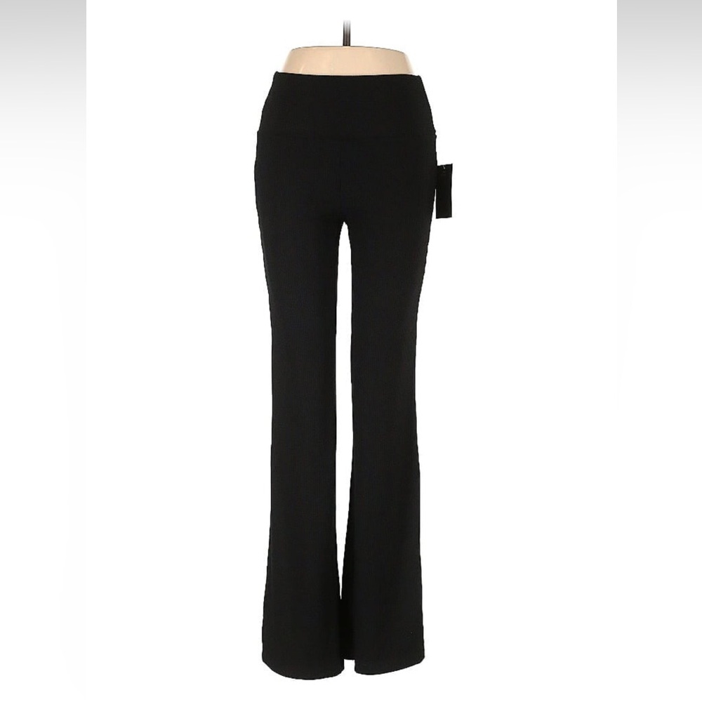 NWT Olivia Jordan bootcut yoga pants size M